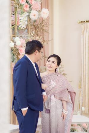 ชุดไทยเจ้าสาว ชุดไทยจักรพรรดิ์ เช่าที่แบมบี้ เวดดิ้ง ห้วยขวาง